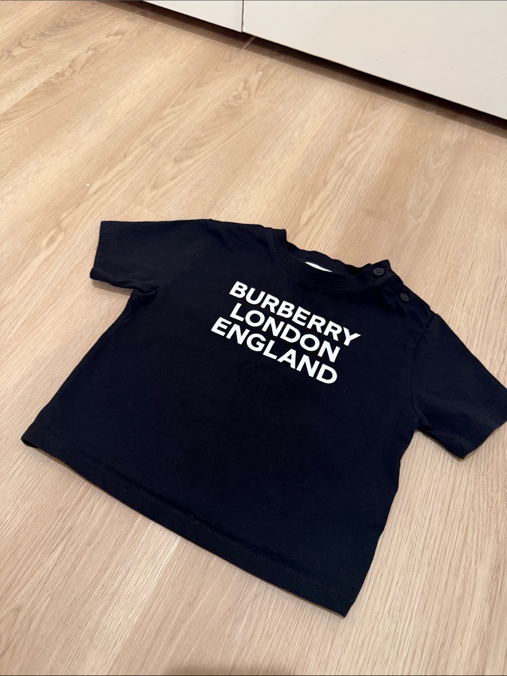 Burberry T-Shirt